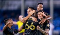 Drama v derby o LA! Červená pro Galaxy, sporný gól a vítězství favorita