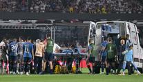 Smutná Uruguay. Fotbalista zemřel na následky kolapsu na hřišti