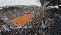 Žádný alkohol na kurtech. French Open obnovilo zákaz pro fanoušky