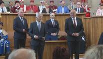 Pavel předal profesorům jmenovací dekrety. Ocenil i ty, které Zeman odmítal