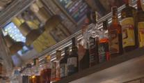 Suchý únor je dobrá výzva. Alkoholiky ale nespasí, upozorňuje adiktolog