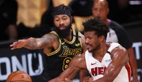 Miami odvrací mečbol. Butler neslezl ze hřiště a zapsal triple-double!