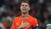 Ronaldovi fanoušci zuří: FIFA ho ponížila oficiálním plakátem k mistrovství světa