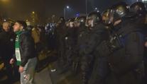 Moderní otroctví? Maďaři svolali obří demonstraci kvůli přesčasům