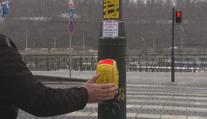 Konec sahání na semafor! Praha představí nové bezkontaktní tlačítko