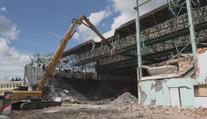 Zimní stadion v Uherském Hradišti jde k zemi. Hrozilo zhroucení střechy