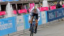 Odstartovalo Giro d´Italia. Úvodní časovku vyhrál Ganna
