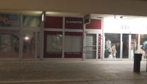 Cizinec se pokusil vloupat do zlatnictví. Na místě činu ho zadržela mladá žena