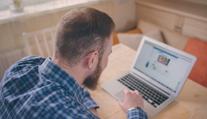 Učitelé v utajení odhalují podvody: Špehují nás falešné profily, stěžují si studenti
