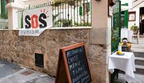 Krize na Mallorce: Vyděsili jsme turisty, zoufají si hotely. Restaurace zejí prázdnotou