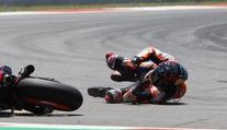 Děsivý pád v MotoGP: Lorenzo vstal, má ale zlomený obratel!