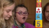 Anička (16) má nemoc, která ještě nemá jméno! Pomoci můžete i vy