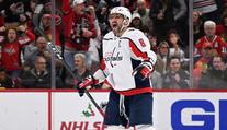 Ovečkin hattrickem dosáhl 800. gólu v NHL. Připojil se tak ke dvěma velikánům