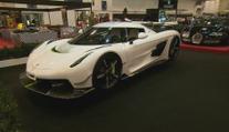 V německém Essenu začal autosalon, míří na něj hlavně fanoušci tuningu