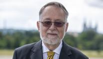 Jaroslav Bašta je v nemocnici. Myslíme na něj, vzkázal Okamura