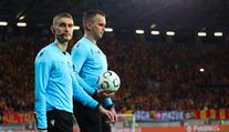 Zářez v juniorské Lize mistrů. Místo červené karty žlutá, fanoušci vyhrožují sudímu