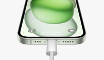 Apple ustoupil Evropské unii. Nové iPhony mají jiný nabíjecí konektor