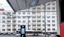 Drama kvůli jízdě načerno v Pardubicích. Žena sahala po pistoli, partner se pořezal