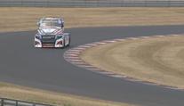 Legendární Emerson Fittipaldi si v Mostě vyzkoušel závodní tahač