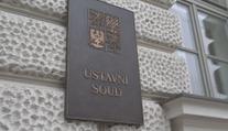 Stát vrátí soudcům přes 800 milionů korun i s úroky, rozhodl Ústavní soud