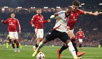 Ze dna na vrchol. United v prodloužení stáhli manko dvou tref, spasil je Maguire