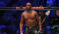 Na UFC 286 se představí kontroverzní hvězdy, které testovaly ruské zbraně