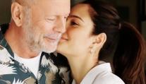 Bruce Willis je neustále obklopen rodinou. Neví, kolik času mu zbývá