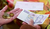Čechům chudoba téměř nehrozí, zní z EU. Je to nesmysl, oponuje sociolog