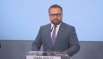 Jurečka chce připravit návrh na zvýšení platů. Týkat se bude jen některých skupin