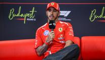Hamilton si užívá letní pauzu. Kardashian sdílela romantické fotky