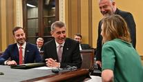 "To se mi nelíbí." Babiš se ztrapnil, neví, že se Česko léta jmenuje jinak