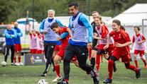 Figo proháněl na Žižkově české děti. Poborský zkoušel legendární lob