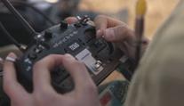 V Česku vzniklo centrum pro piloty dronů. Výcvik probíhá na tajných místech