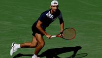 Macháč, Menšík a Siniaková jdou v Indian Wells dál. Vypadla Plíšková