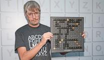 Scrabblový génius vyhrál mistrovství světa ve španělštině. Španělsky neumí