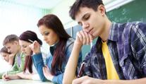 Češtinář se vysmál maturitám. Lehčí už to studenti mít nemohli