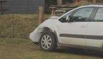Prezidentův bodyguard způsobil nehodu. Služební auto měl řídit opilý po zabíjačce
