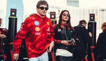 Český fotograf zachytil F1 ve Vegas. Nádherné fotky nejen monopostů