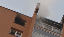 Za květnový požár paneláku v Ostravě mohou výrobci drog. Policie je zadržela