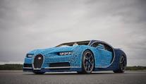 Předjela vás stavebnice? V Kladně postavili pojízdné bugatti z lega