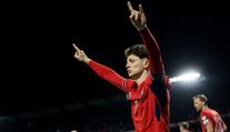 Krejčí jako Rosický. Kapitán reprezentace slavil gól ikonickým gestem