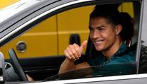 Ronaldovo upřímné přiznání. Sám neví, kolik vlastní aut. Má pouze tip