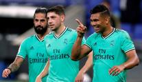 Real Madrid využil zaváhání Barcy, po výhře jde do čela LaLigy