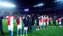 Všichni jsou hrdinové! Plakali i trávníkáři, těšilo Trpišovského