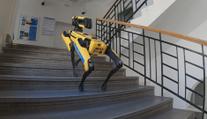 Vědci z ČVUT dokončili vývoj psích robotů. O autonomní roboty má zájem armáda