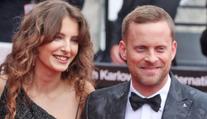 Sandeva a Prachař se tajně vzali. Svatbu uspořádali na krásném místě