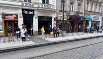 Výpadek proudu v centru Prahy. Lidé byli zaseklí v tramvajích