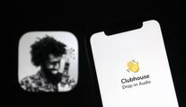 Sociální síť pro vyvolené. Nová aplikace Clubhouse ovládla Česko