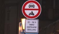 V noci se do části centra Prahy autem nedostanete. Město zavedlo zákaz