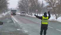 Zákaz vjezdu u hranic se Slovenskem řidiče nezastaví. Řada z nich ceduli ignoruje